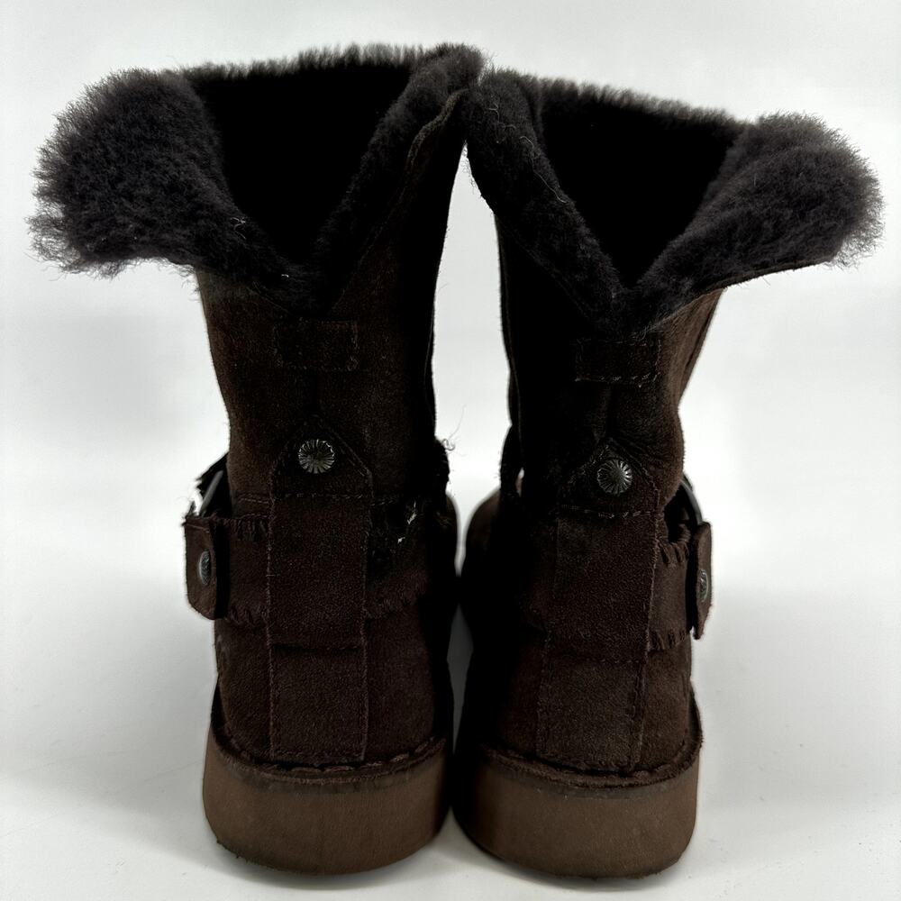 UGG Cedric Winter Boots Twinface Sheepskin Leather Cuffed Buckle Dark Brown 6 - Picture 5 of 9
